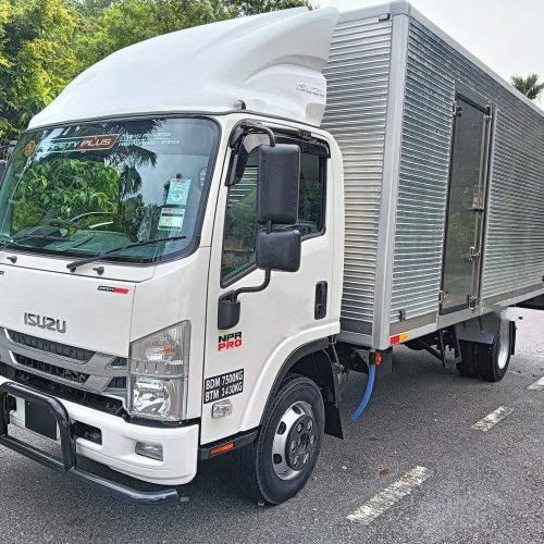 (BRAND) ISUZU (MODEL) NPR81UHL (BODY TYPE) CORRUGATED BOX